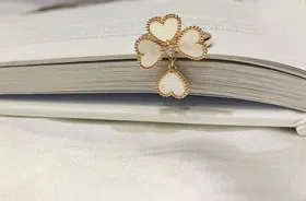 Van Cleef & Arpels Mother of Diamond Ring-3687  