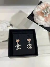Chanel pink little heart silver full diamond double C earrings-3747  