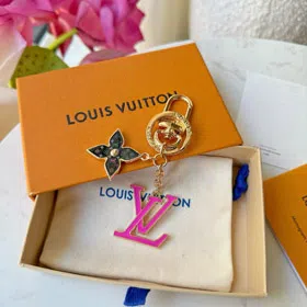 Louis Vuitton LV black tricolor old flower pink letter keychain-3761  
