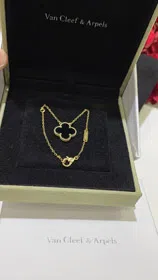 Van Cleef & Arpels Black Onyx Four-Leaf Clover Gold Necklace-3887  